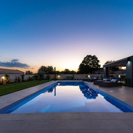 Villa Lila - Sunshine Marcana Bagian luar foto