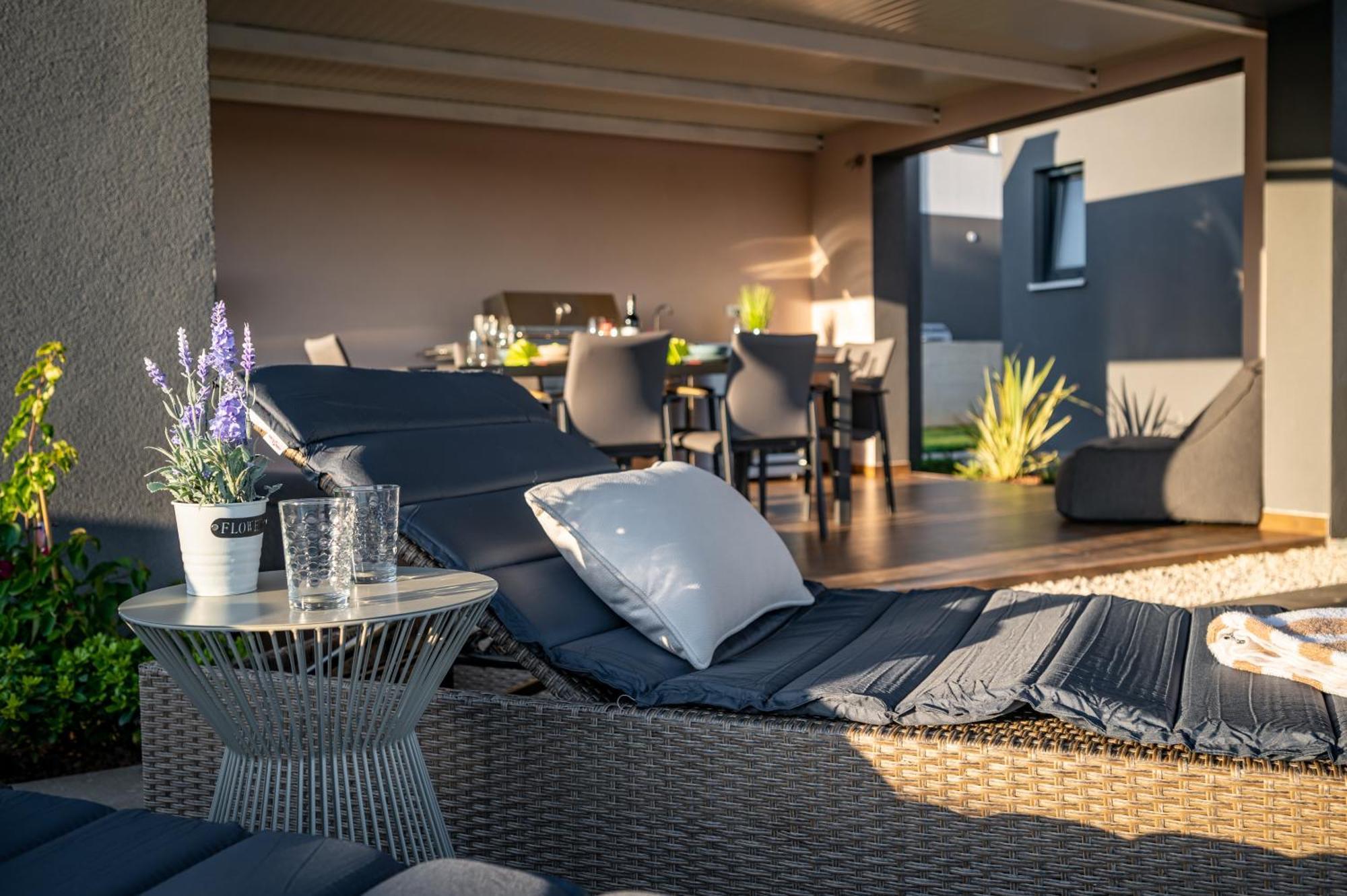 Villa Lila - Sunshine Marcana Bagian luar foto