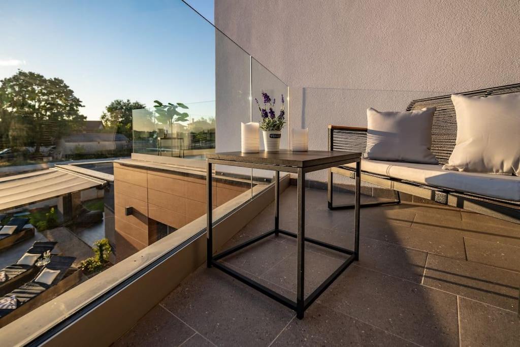 Villa Lila - Sunshine Marcana Bagian luar foto