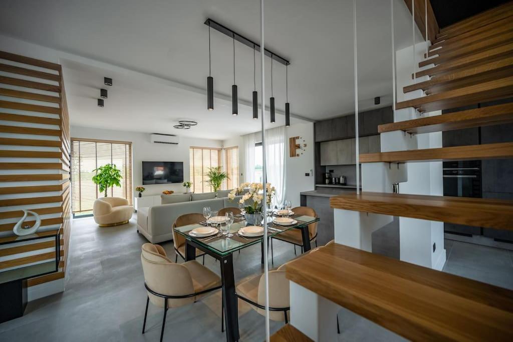 Villa Lila - Sunshine Marcana Bagian luar foto