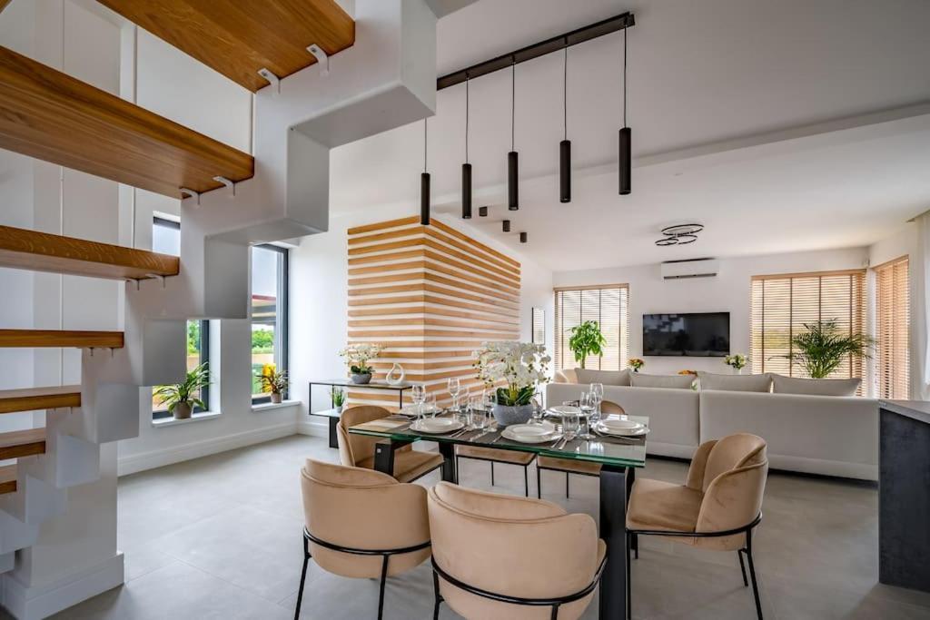 Villa Lila - Sunshine Marcana Bagian luar foto