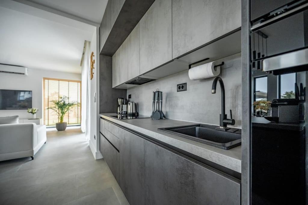 Villa Lila - Sunshine Marcana Bagian luar foto